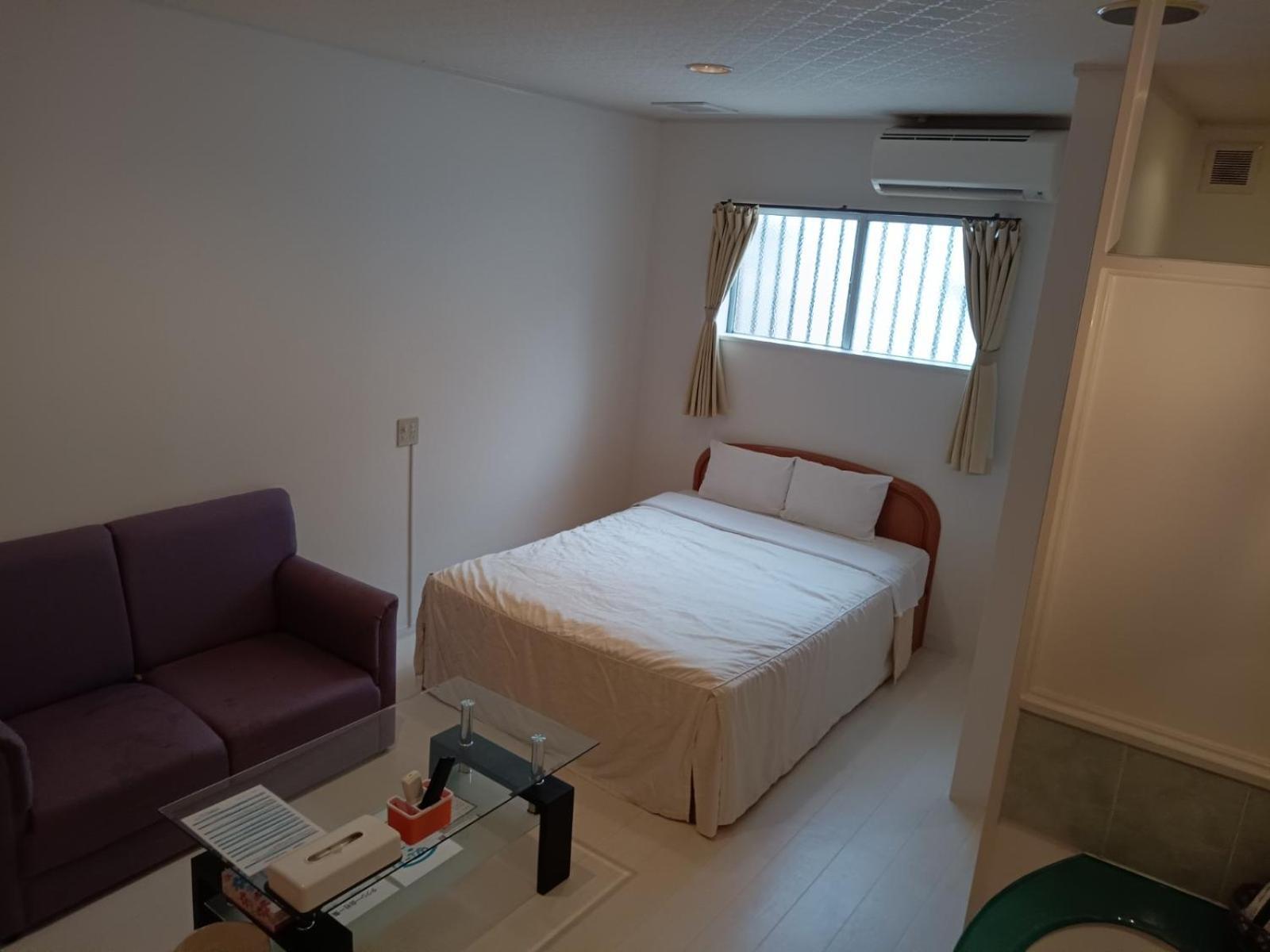 ปาล์มทรีฮิลล์ Motel Okinawa ภายนอก รูปภาพ
