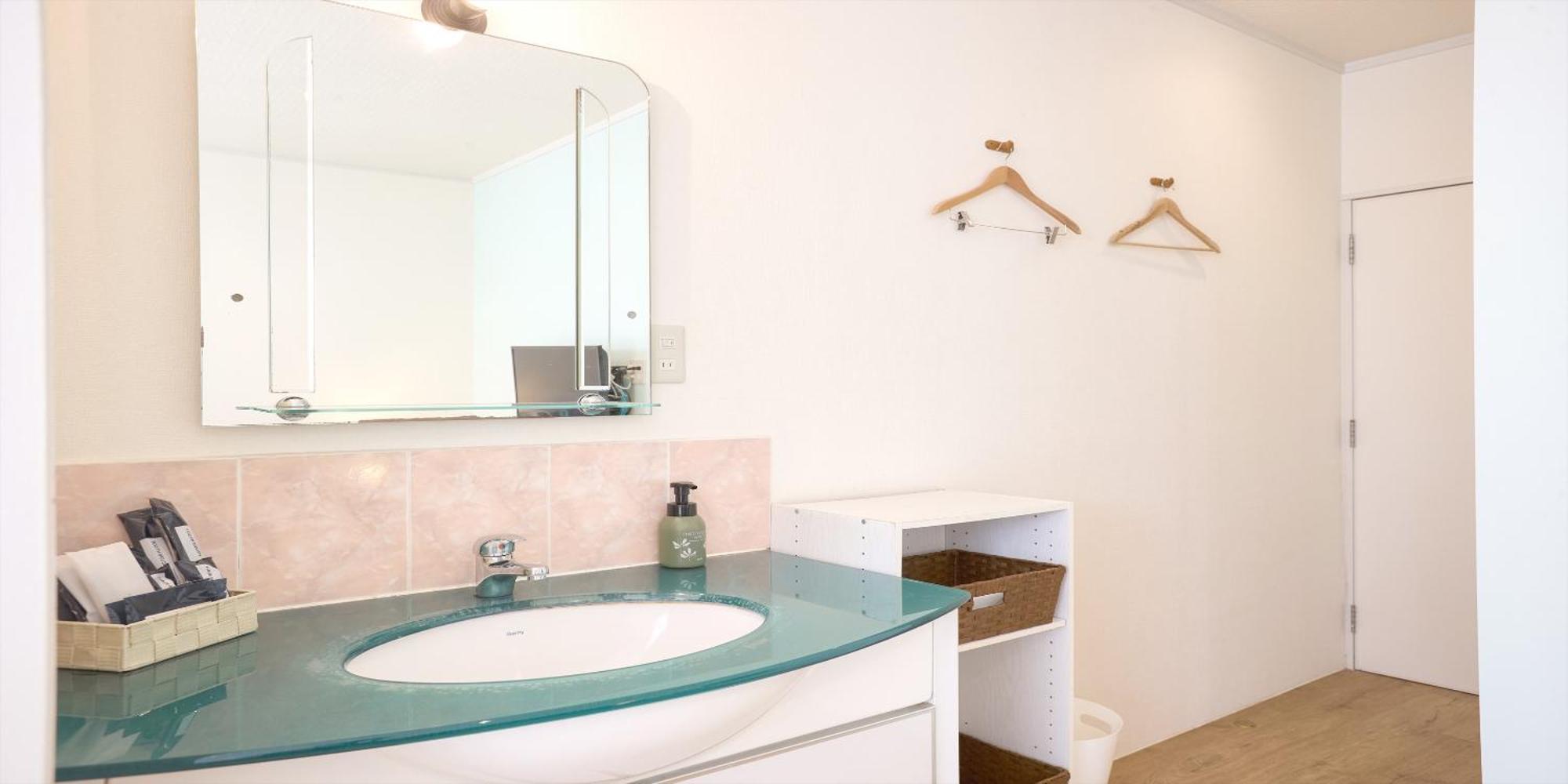ปาล์มทรีฮิลล์ Motel Okinawa ภายนอก รูปภาพ