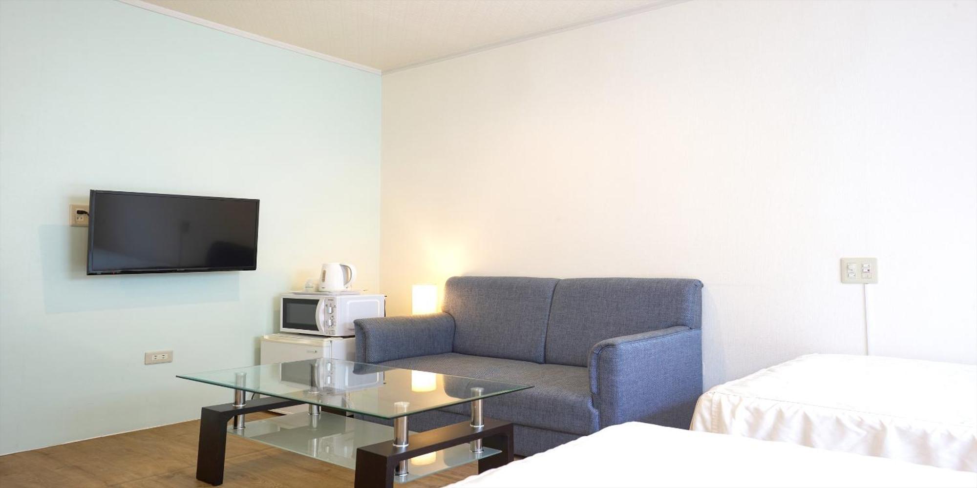 ปาล์มทรีฮิลล์ Motel Okinawa ภายนอก รูปภาพ